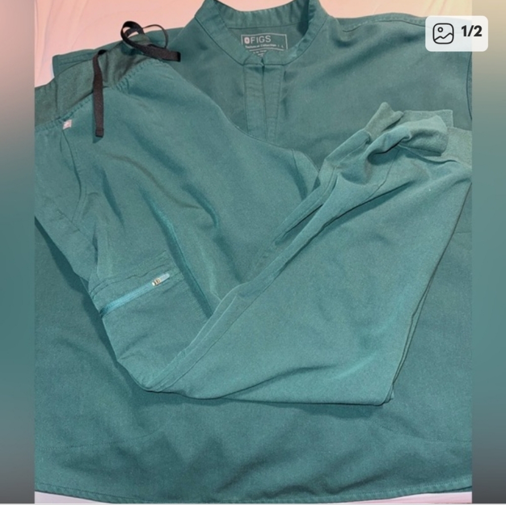 Figs Teal Scrub Set
